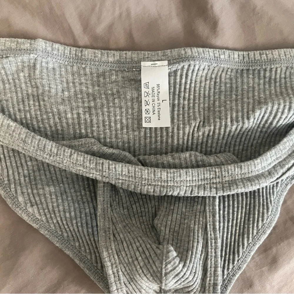 Men’s Gray Ribbed Bikini Bottom | Size Large (fits like a small) - Picture 3 of 3